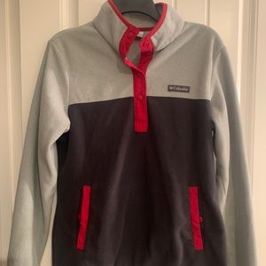 Columbia pullover! Barely worn
